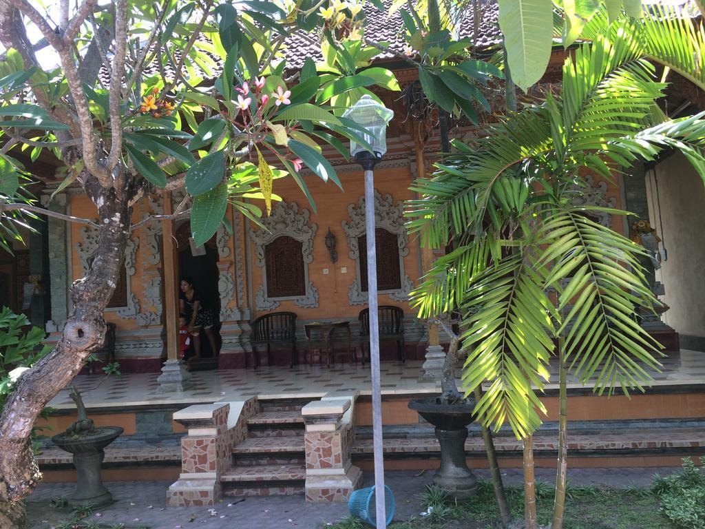 Ray homestay Batununggul Luaran gambar